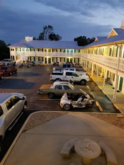 Key West Inn - Tuscumbia Bagian luar foto